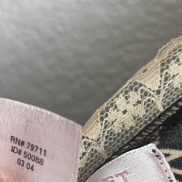 2004 Victoria’s Secret Slip Top - Picture 7 of 8